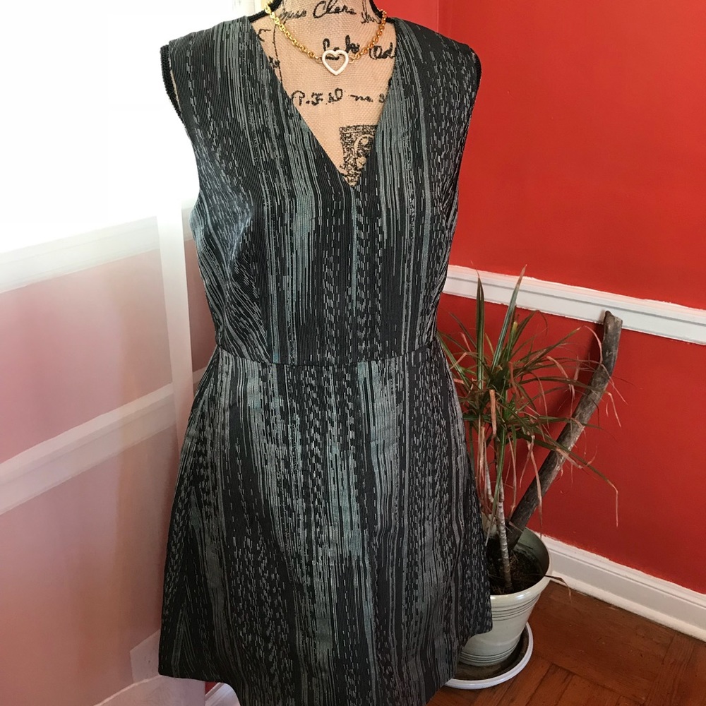 DKNY GORGEOUS GREY /BLACK METALLIC DRESS 12